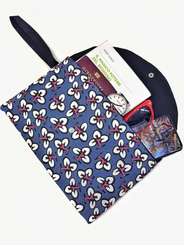 Pochette in tessuto fashion design trifoglio Made in Italy