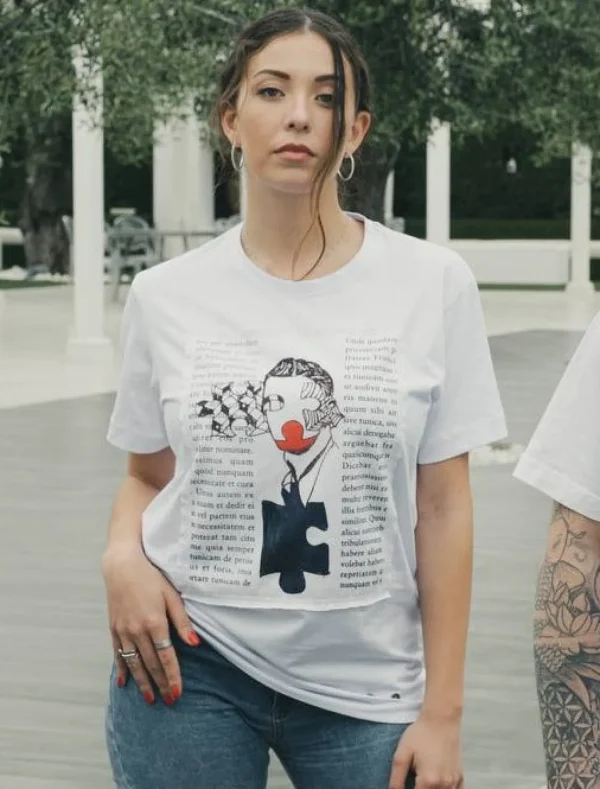 T-shirt Donna made in Italy fantasia Ad Litteram  100% cotone jersey pettinato -DESIGN Ad Litteram -