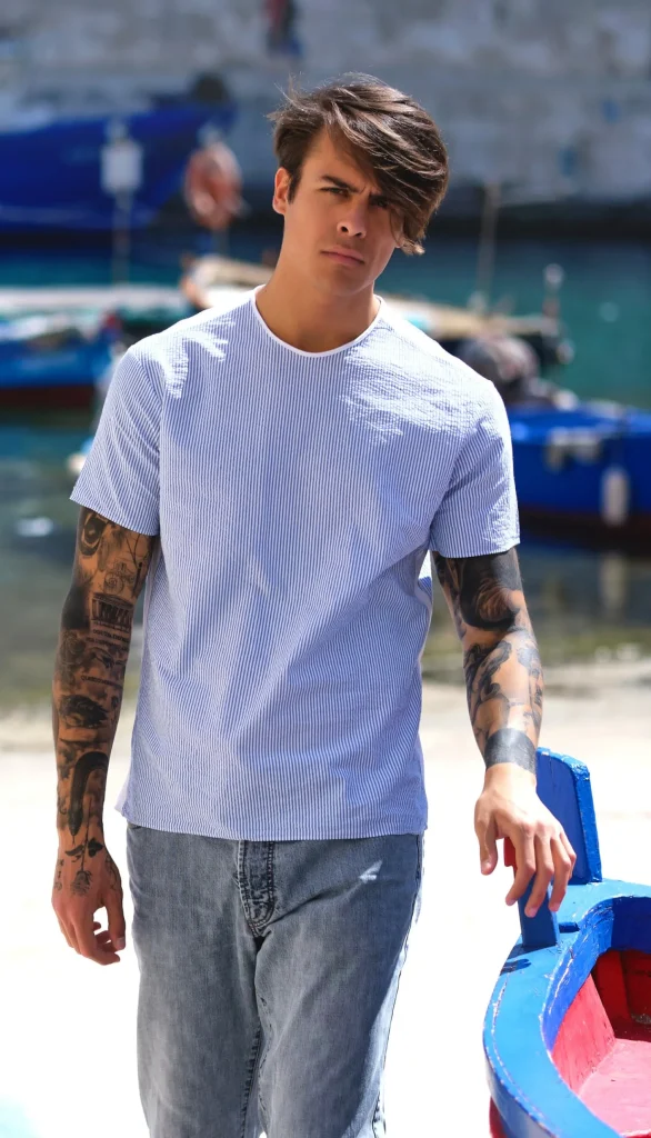 t-shirt in cotone rigato goffrato bianco azzurro made in Italy tshirt in cotone inserti bianchi